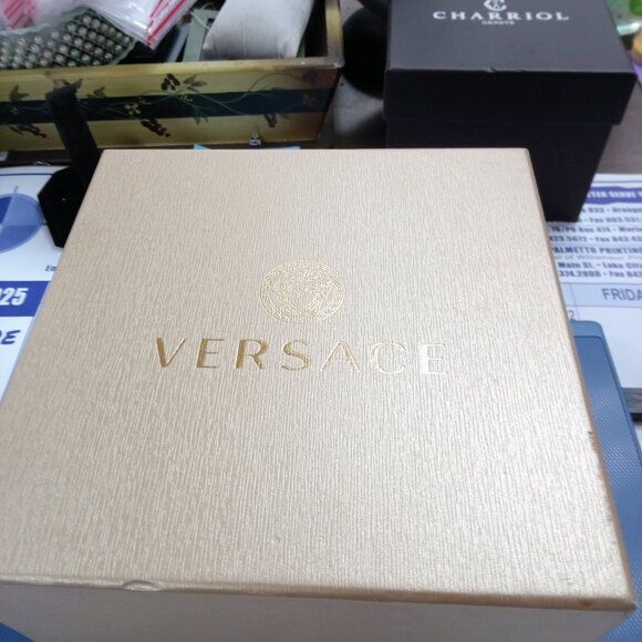 Versace Woman's Watch - Picture 1 of 2
